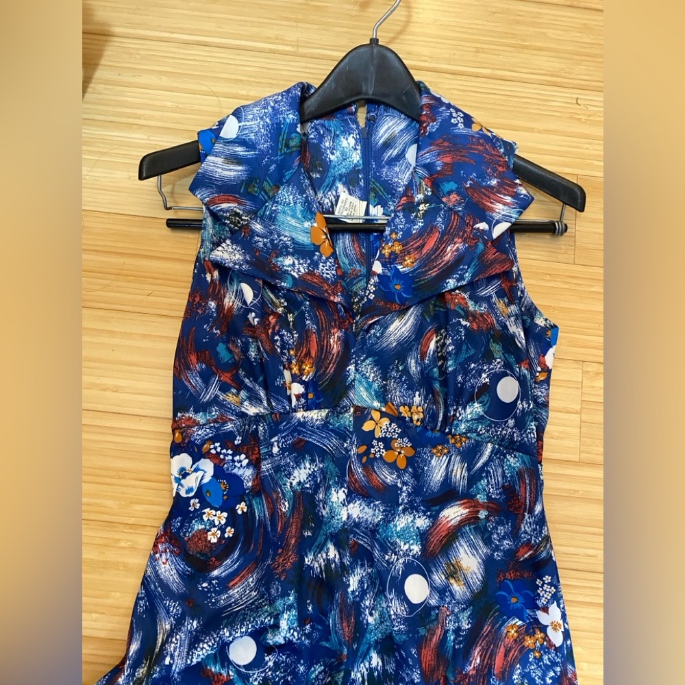 Vintage 1970s Wickham’s Formal Wear Fashions Women’s Blue Flower Patterned Dress